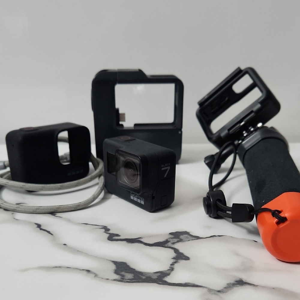 GoPro HERO7 Black with Accessories